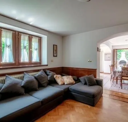 Charming House Lisa, View Villa Como